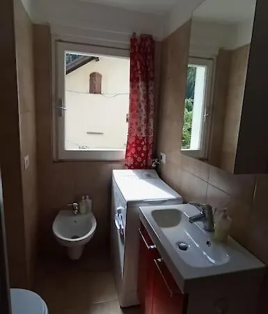 Zam Hus, Monolocale Walser